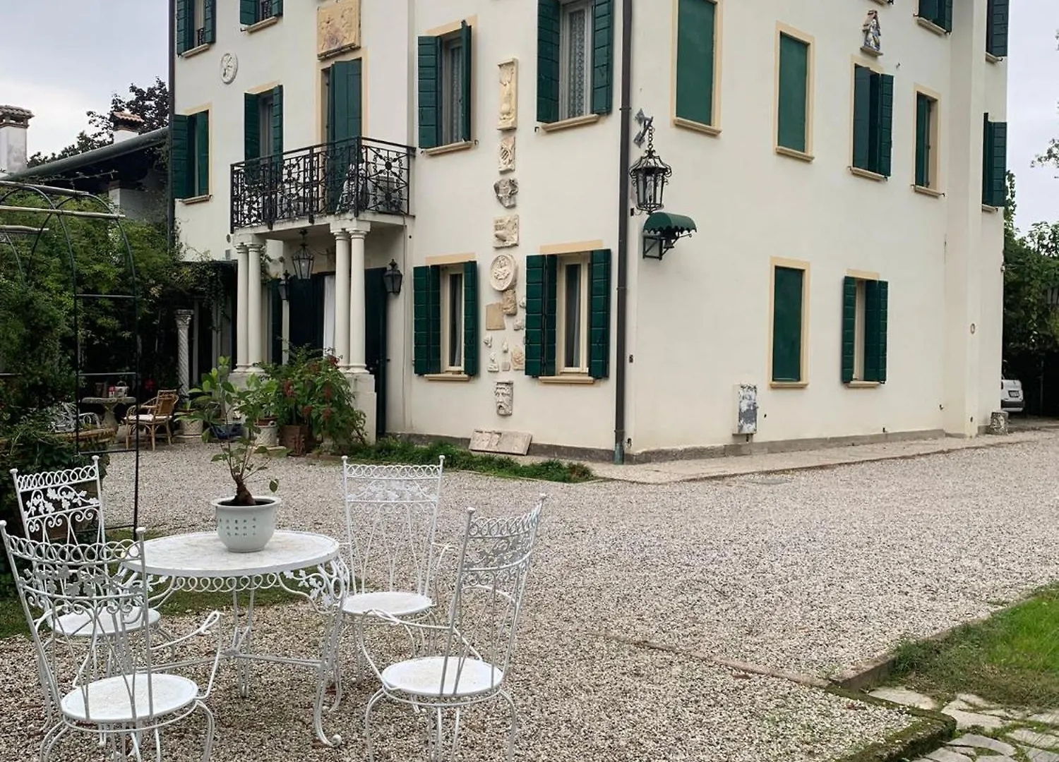 Villa Leonati Padova Homestay